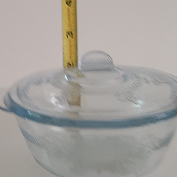 Vintage Fire-King Oven Glass Small 8oz Casserole Dish with Lid - Picture 9 of 10